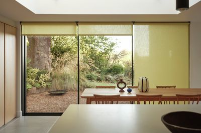 Tende a rullo, SG 4955, Colorama 2, Cedars, Ipswich, Suffolk, United Kingdom