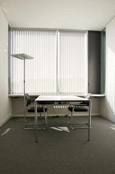 Tende a strisce verticali, SG 2910, Room shot "Rivella Headquarters", Rothrist, Switzerland