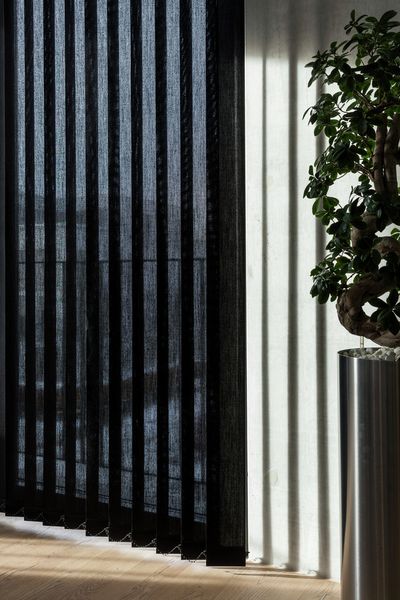 Tende a strisce verticali, SG 2960, Colorama 2, Office, Bern, Switzerland