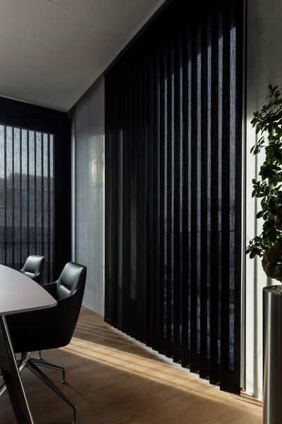 Tende a strisce verticali, SG 2960, Colorama 2, Office, Bern, Switzerland