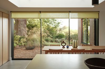 Tende a rullo, SG 4955, Colorama 2, Cedars, Ipswich, Suffolk, United Kingdom